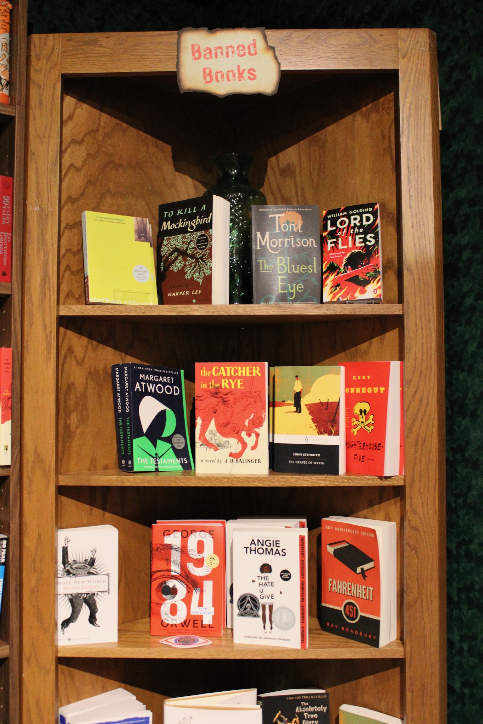 Dragonfly Bookshop — new releases and favorites